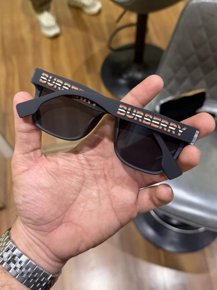 Burberry_wayfero_4358_matt_black