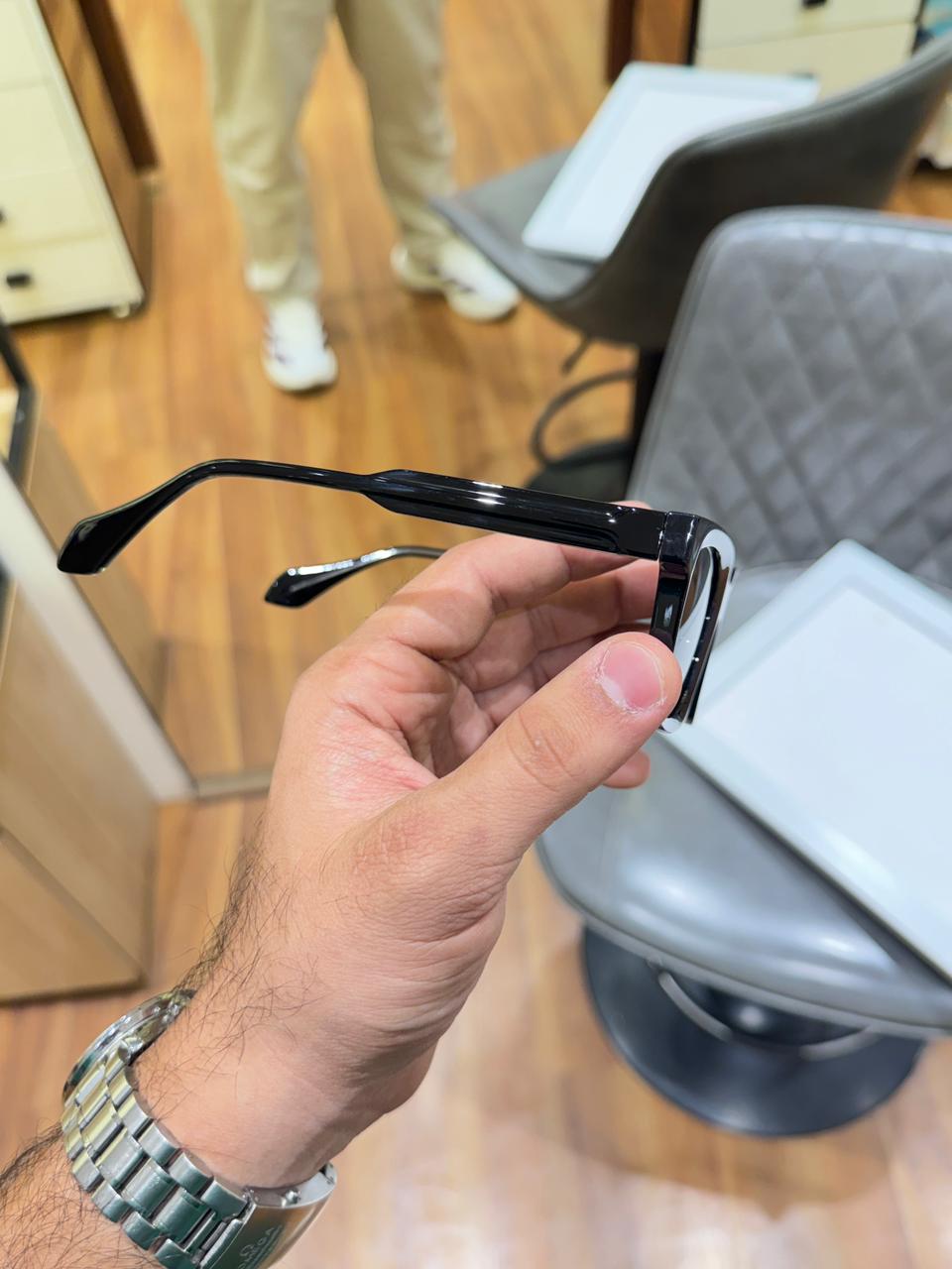 importe_d 66504 black