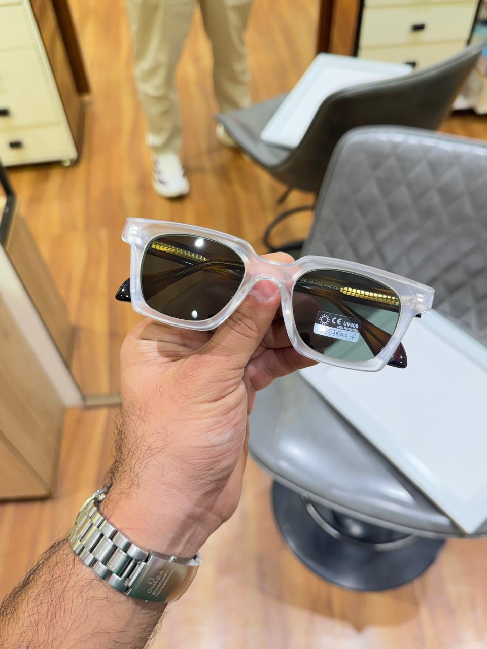 Importe_d 66504 white