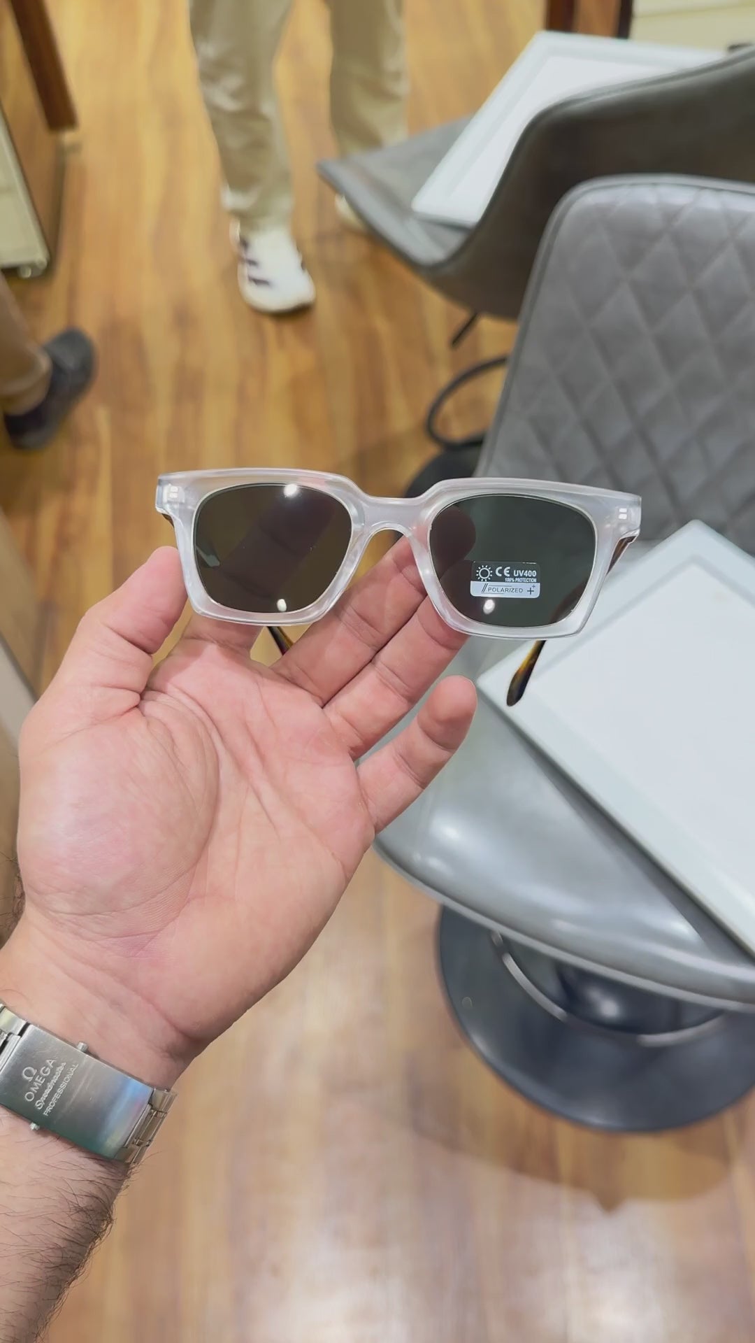 Importe_d 66504 white