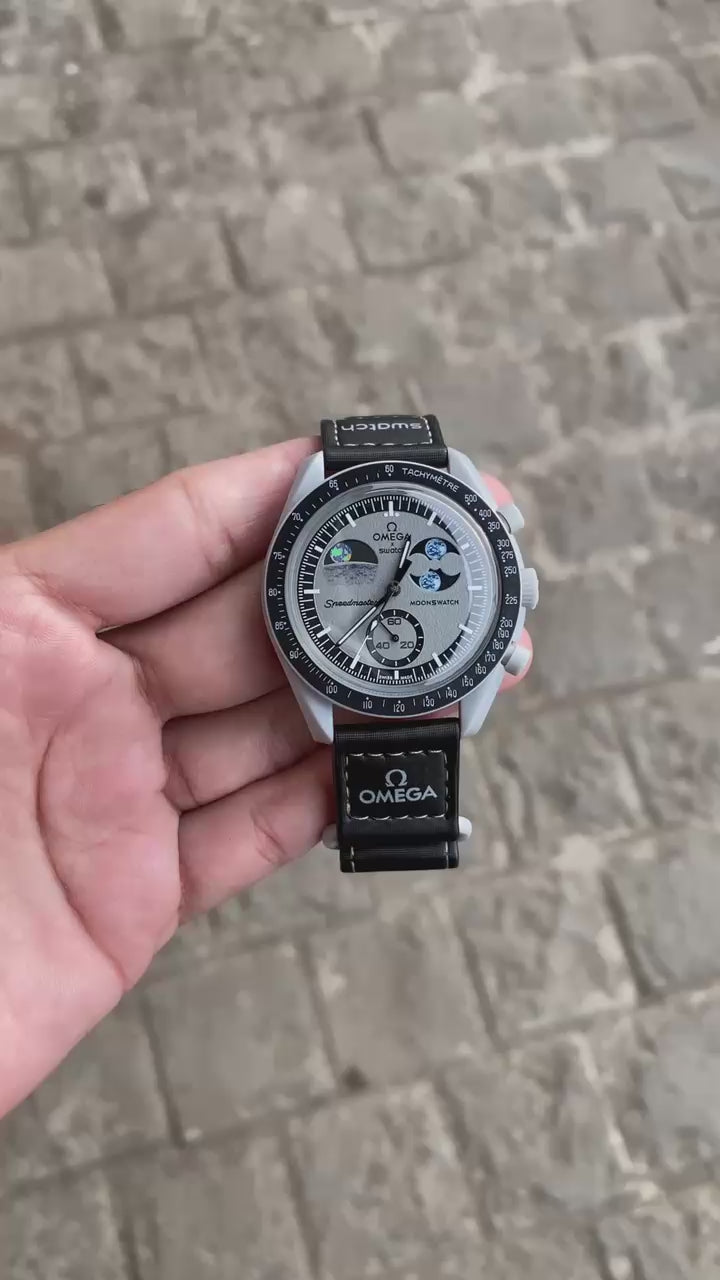 Omeg_a Swatc_h Moon Watch